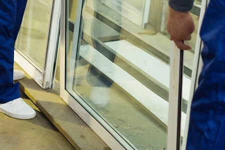 Commercial Glass Repair Technician in West Lealman, FL